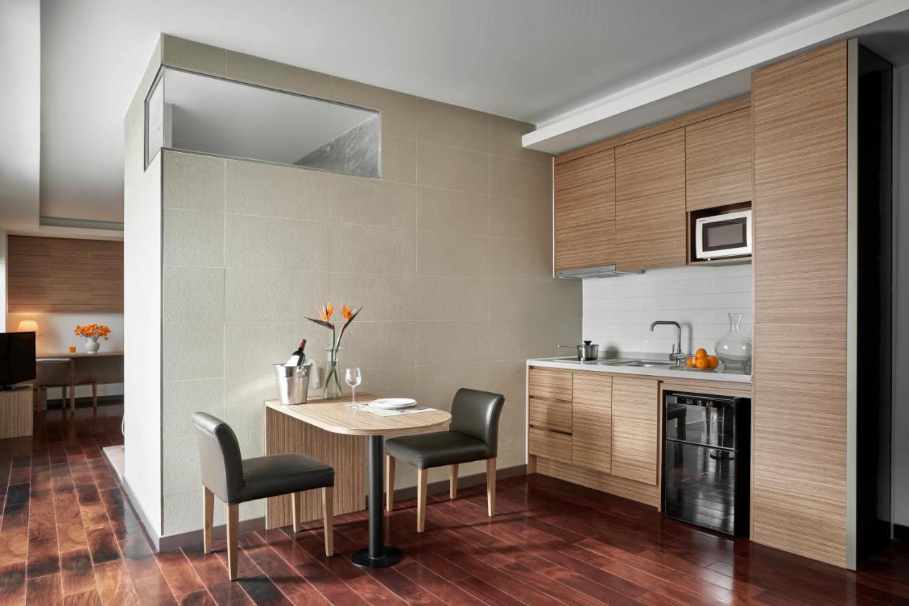 Oakwood Hotel & Apartments Saigon Хошимин Экстерьер фото