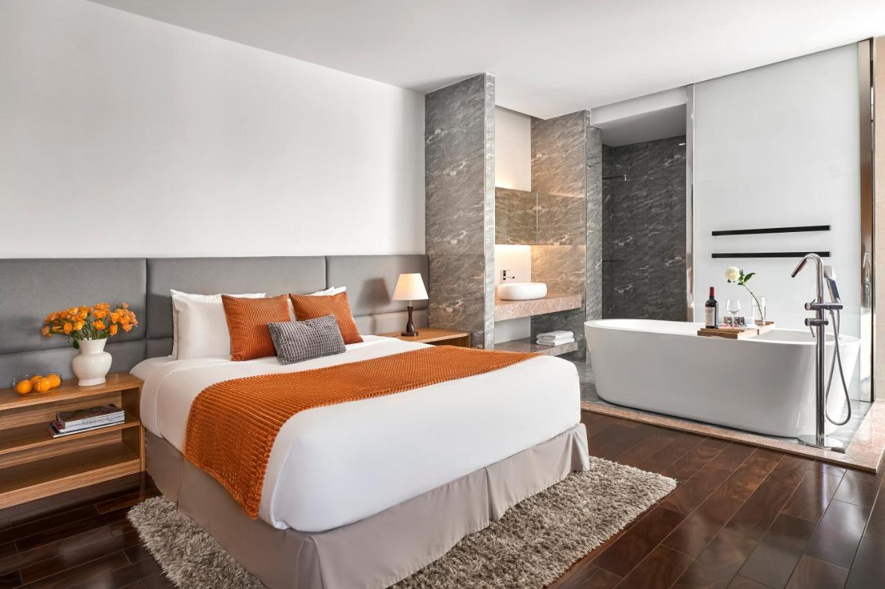 Oakwood Hotel & Apartments Saigon Хошимин Экстерьер фото